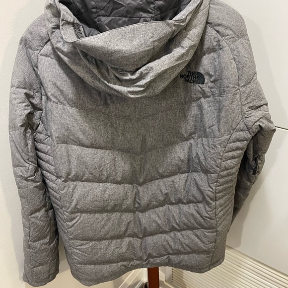 Good looking The North Face winter coat! - Picture 2 of 6